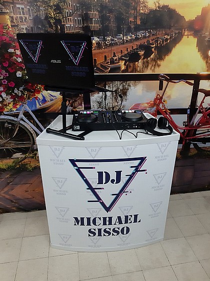 ���� ����� ����